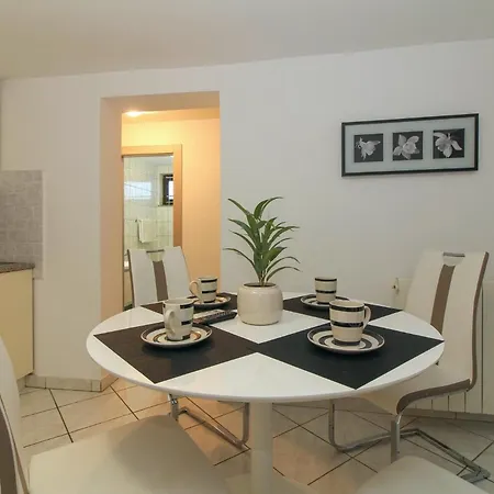 Gasthuis Aida In * Istrien