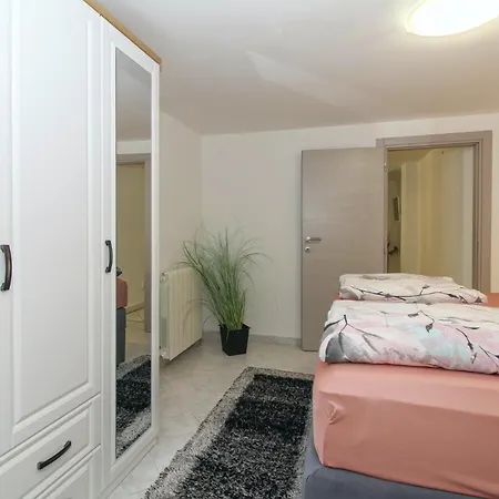 Aida In * Istrien 3* ポレッチ