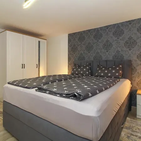 Aida In * Istrien ゲストハウス ポレッチ